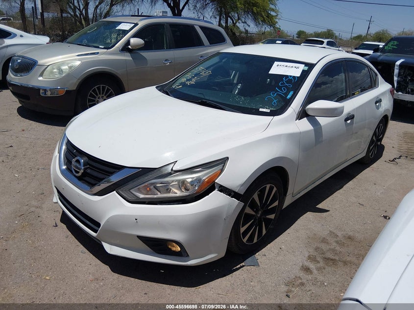 2018 Nissan Altima, Правый бок, IAAI, VIN 1N4AL3AP1JC296855 — фото 2