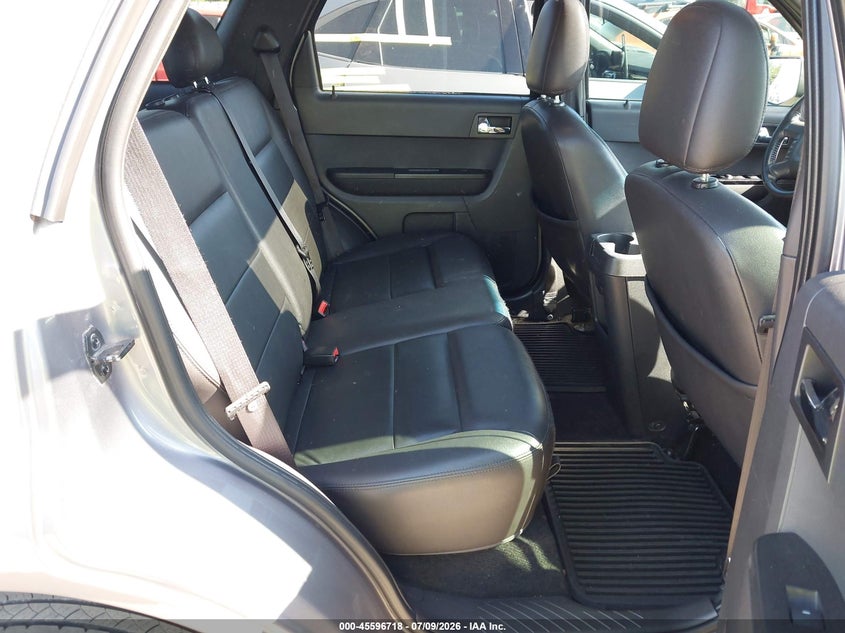 2008 FORD ESCAPE auction photo 8