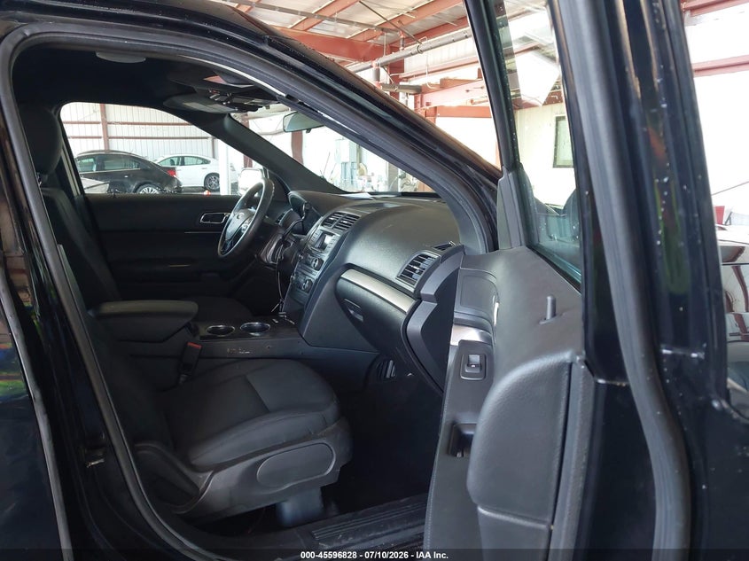 2017 FORD UTILITY POLICE INTERCEPTOR auction photo 5