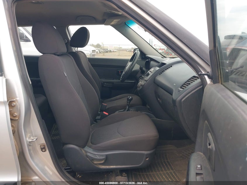 2010 KIA SOUL auction photo 5