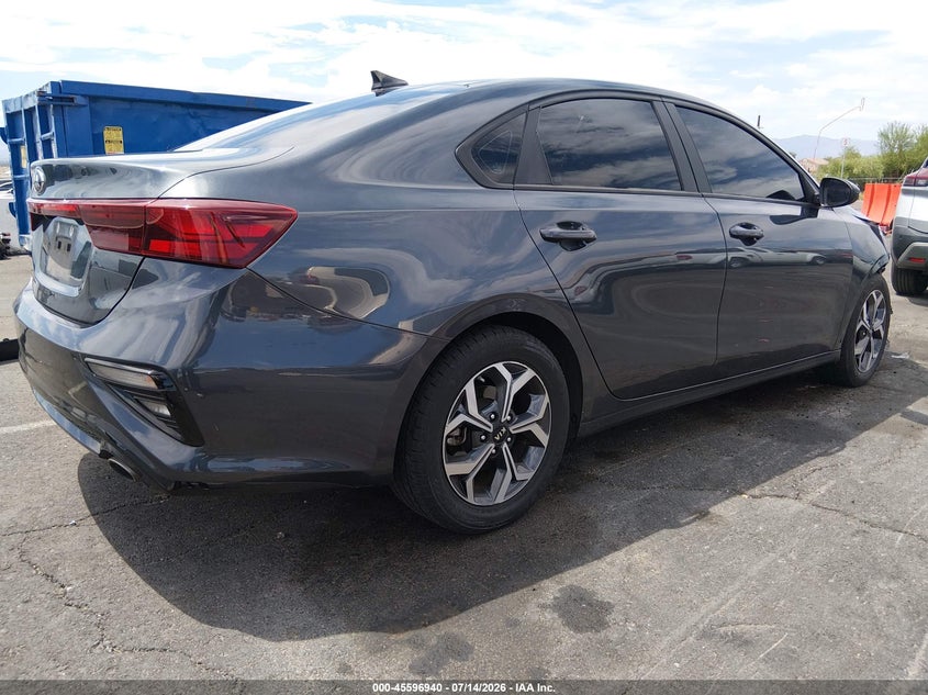 2021 KIA FORTE auction photo 4