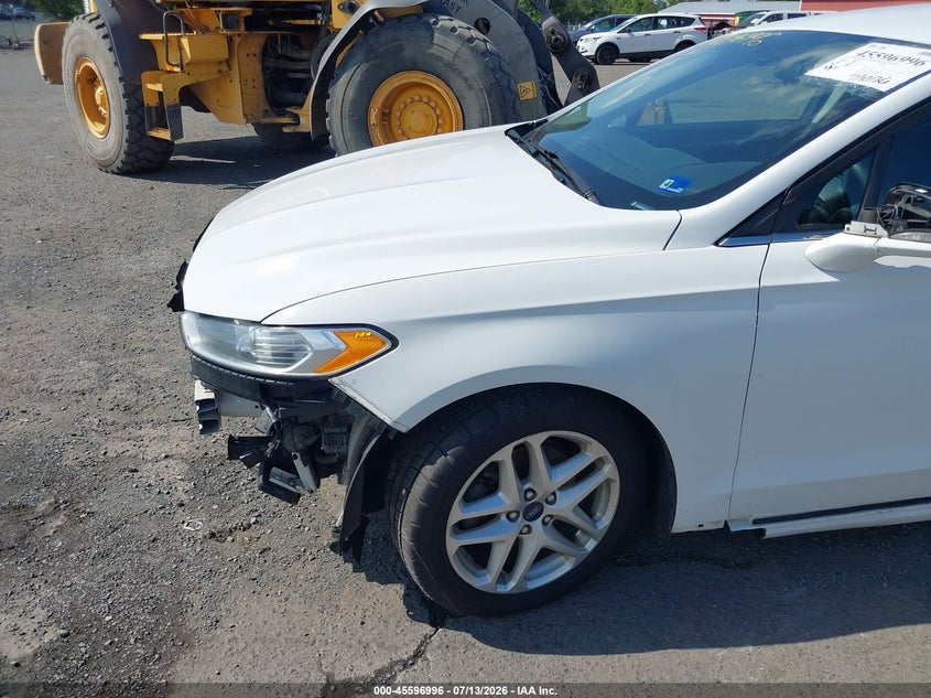 2016 FORD FUSION auction photo 6