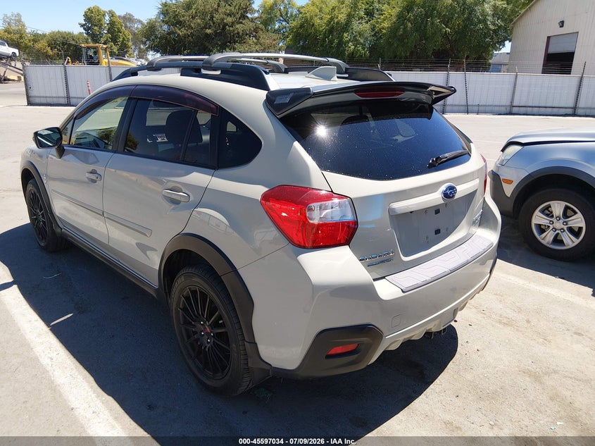 2016 SUBARU CROSSTREK 2.0I LIMITED — Photo 3