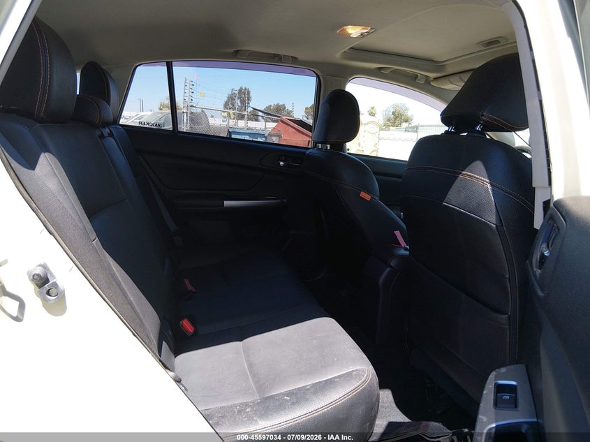 2016 SUBARU CROSSTREK 2.0I LIMITED — Photo 8