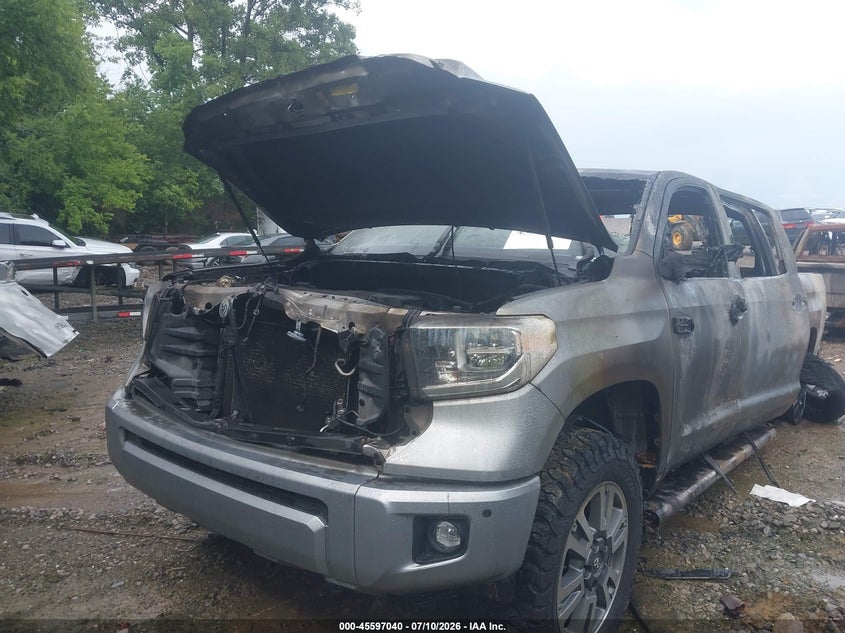 2019 TOYOTA TUNDRA auction photo 6