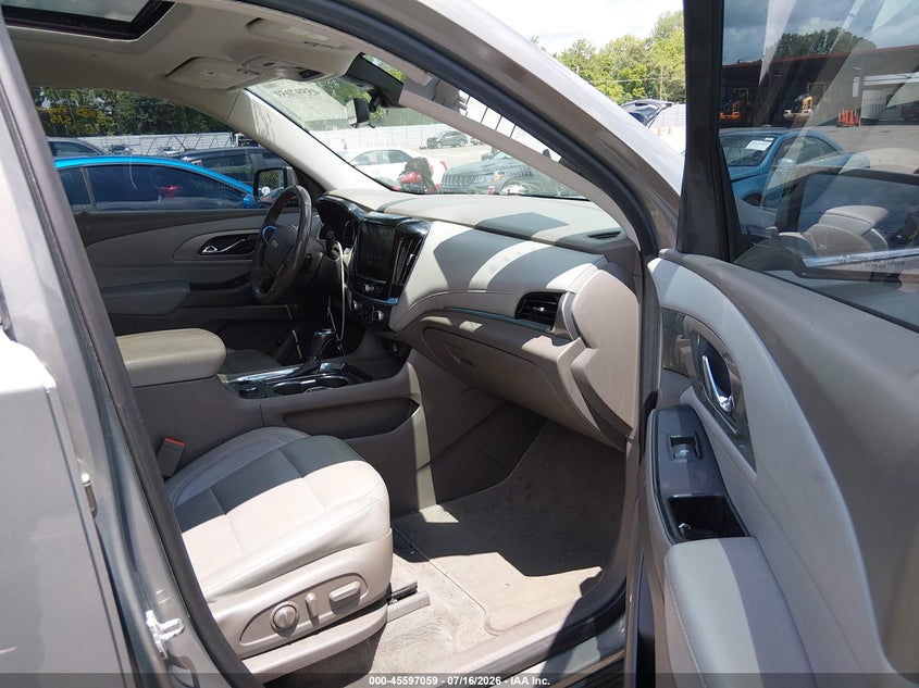 2019 CHEVROLET TRAVERSE auction photo 5