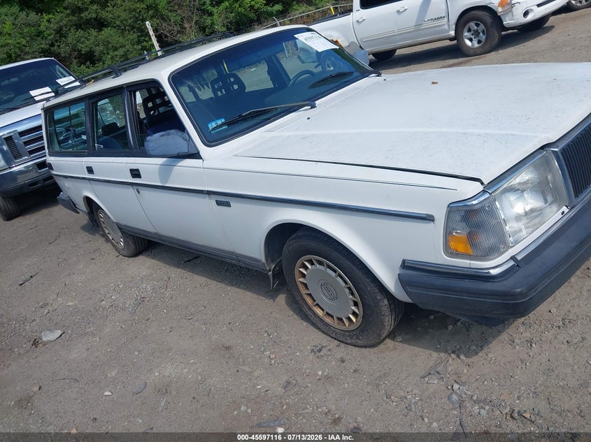 1991 VOLVO 240 auction photo 1