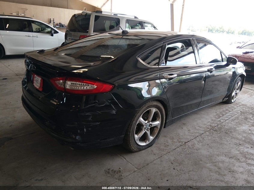 2013 FORD FUSION auction photo 4