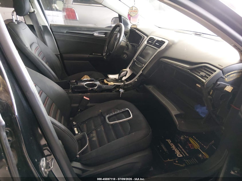 2013 FORD FUSION auction photo 5