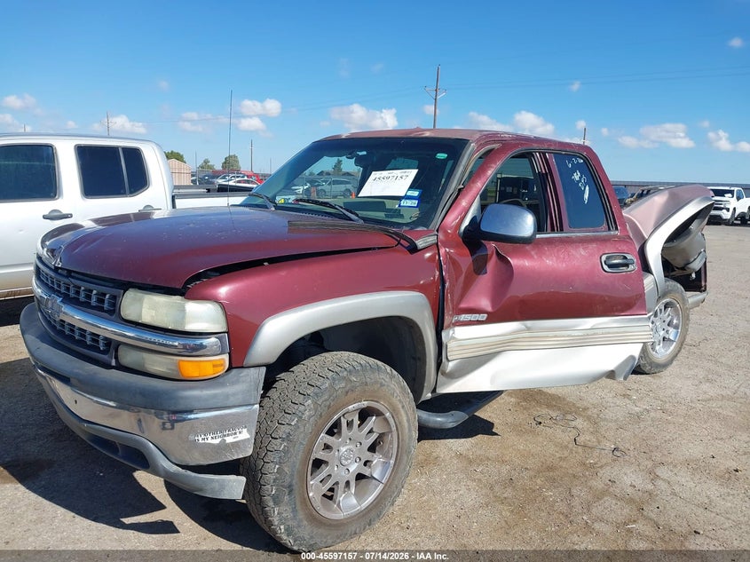 2000 Chevrolet Silverado, Rear, IAAI, VIN 2GCEK19T6Y1167823 — photo 2
