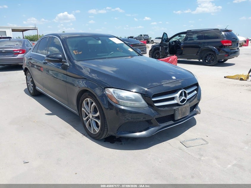 2016 MERCEDES-BENZ C 300