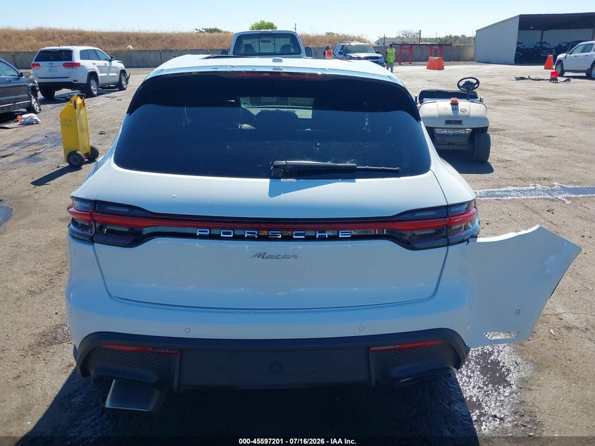 2022 Porsche Macan VIN: WP1AA2A52NLB07921 Lot: 45597201
