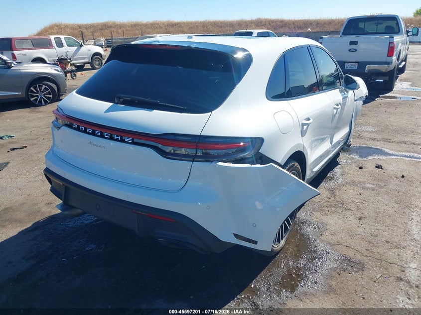 2022 PORSCHE MACAN auction photo 4