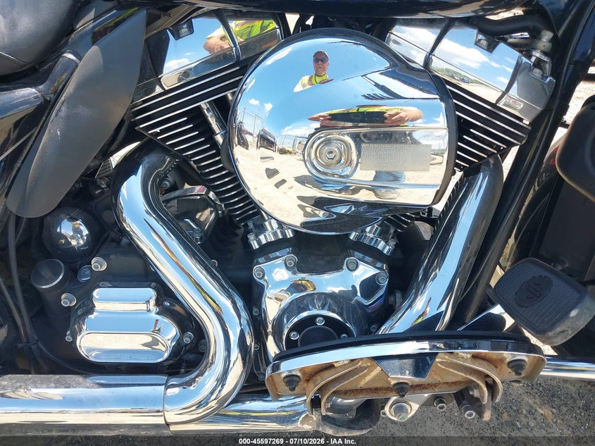 2016 Harley-Davidson Flhtkl Ultra Limited Low VIN: 1HD1KKL16GB600405 Lot: 45597269