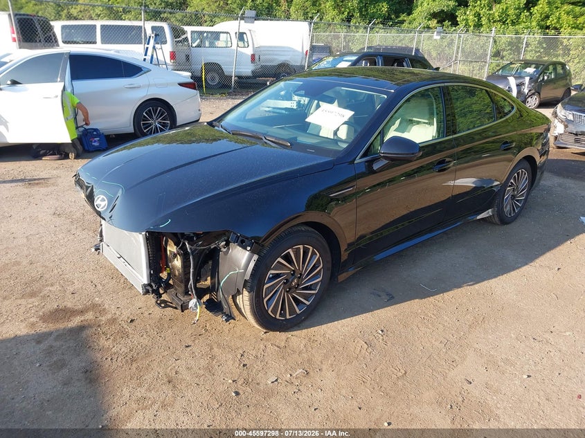 2026 HYUNDAI SONATA HYBRID auction photo 2