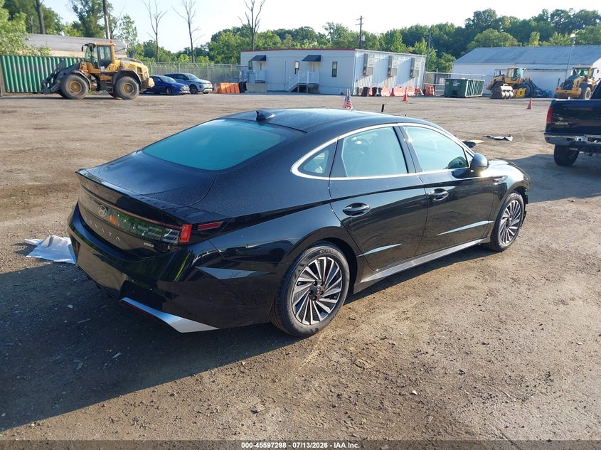 2026 HYUNDAI SONATA HYBRID auction photo 4