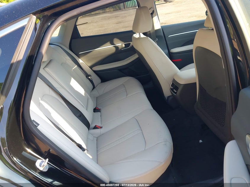 2026 HYUNDAI SONATA HYBRID auction photo 8