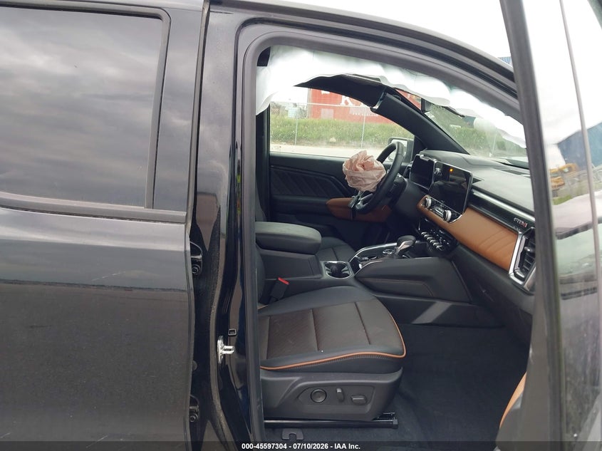 2026 GMC CANYON auction photo 5