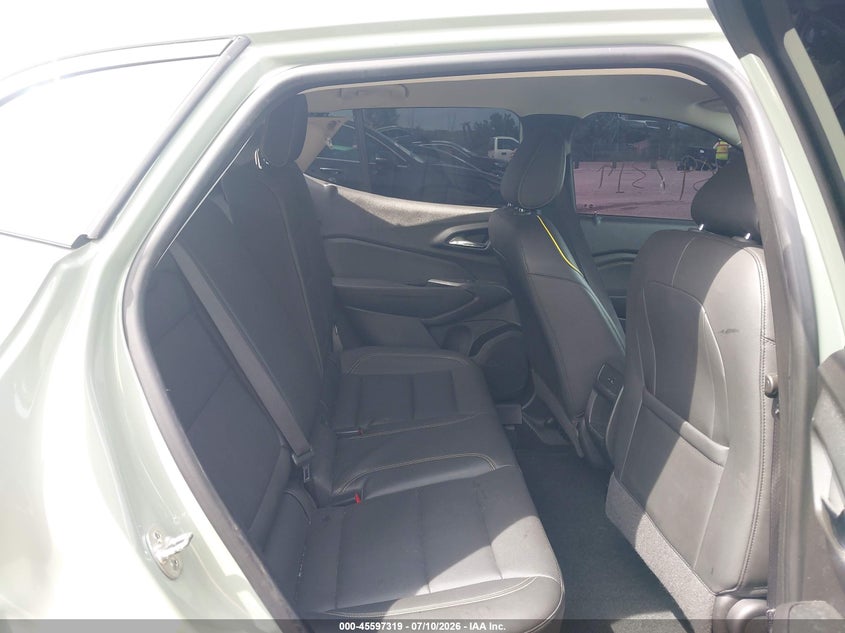 2025 CHEVROLET TRAX auction photo 8