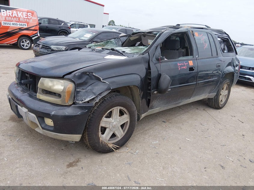 2003 CHEVROLET TRAILBLAZER EXT auction photo 2
