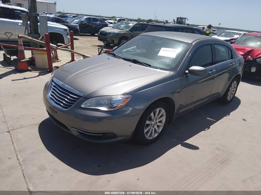 2012 Chrysler 200 Touring 1C3CCBBB4CN214600 photo 1