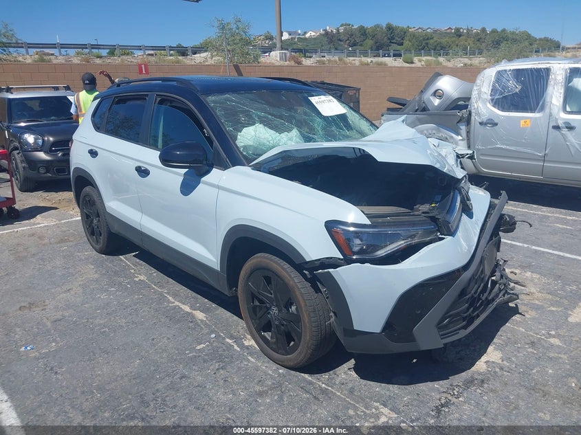 2025 VOLKSWAGEN TAOS auction photo 1