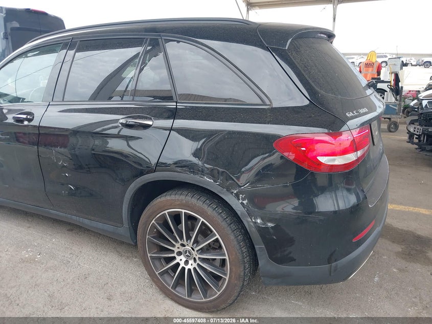2018 Mercedes-Benz Glc 300 VIN: WDC0G4JB8JV022457 Lot: 45597408