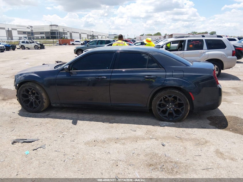 2019 Chrysler 300 300S VIN: 2C3CCABGXKH559496 Lot: 45597411