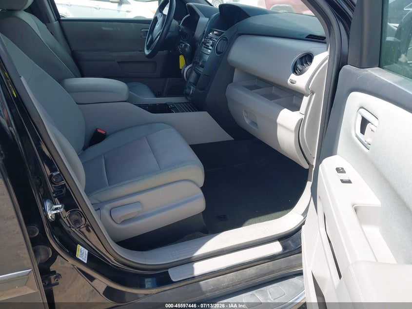 2015 HONDA PILOT auction photo 5