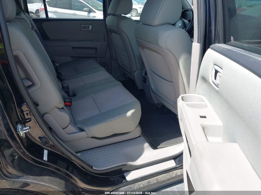 2015 HONDA PILOT auction photo 8