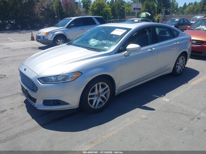 2015 Ford Fusion, Правый бок, IAAI, VIN 3FA6P0HD6FR130697 — фото 2
