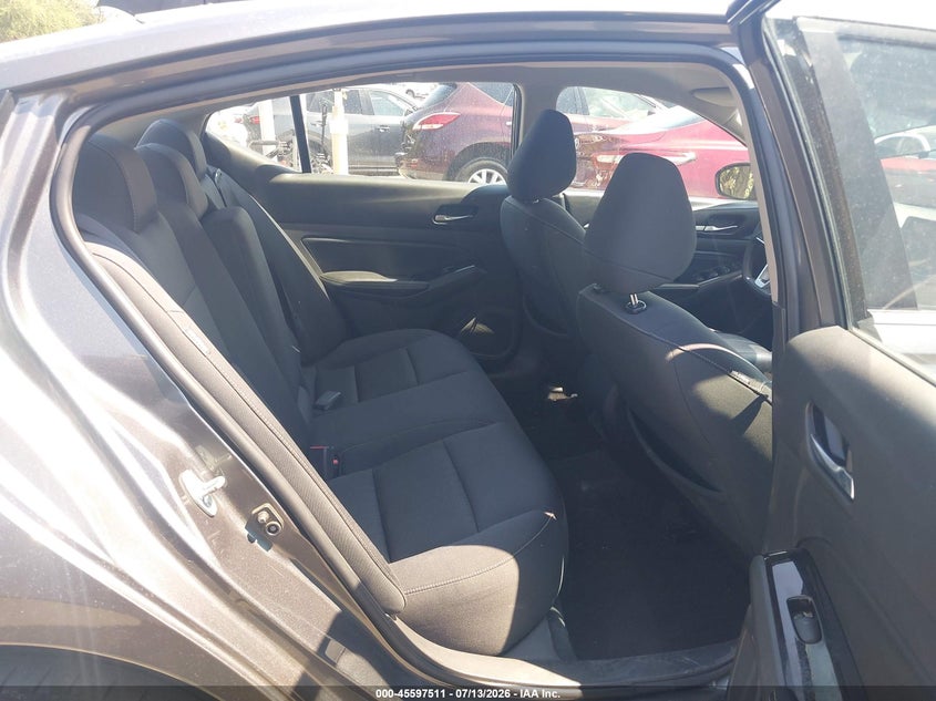 2021 NISSAN ALTIMA auction photo 8