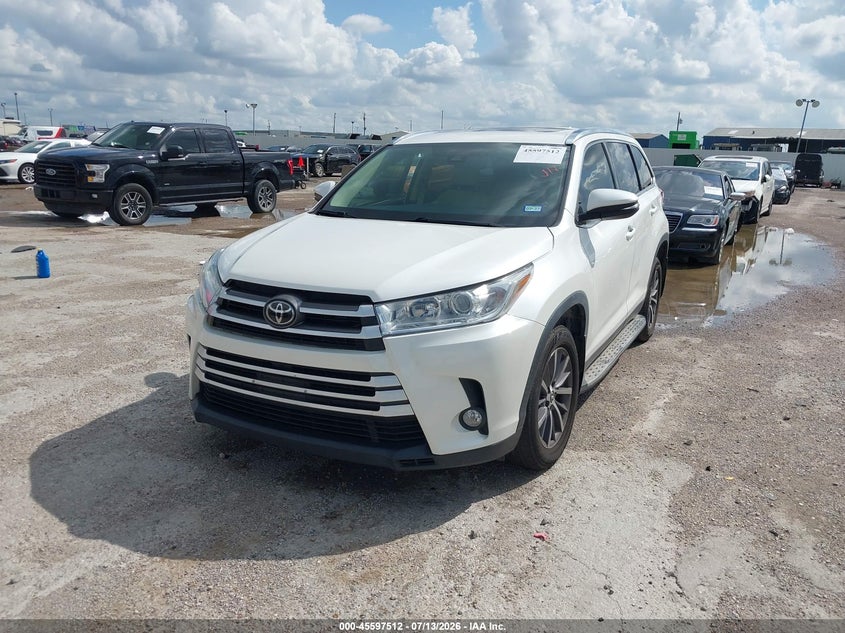 TOYOTA HIGHLANDER - zdjęcie 2