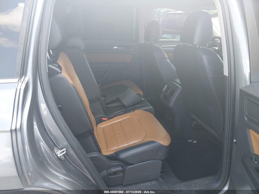 2019 Volkswagen Atlas 3.6L V6 Sel Premium VIN: 1V2NR2CA8KC544404 Lot: 45597560