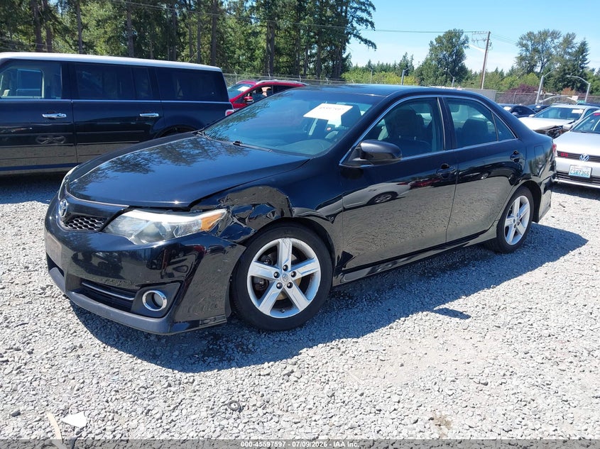 2013 Toyota Camry, Left Front, IAAI, VIN 4T1BF1FK6DU711430 — photo 2