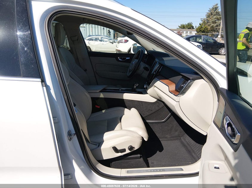 2019 VOLVO XC60 SPORT UTILITY VEHICLE 2.0L I-4 DI, DOHC, VVT, TURBO/SUPERCHARGER, 316HP