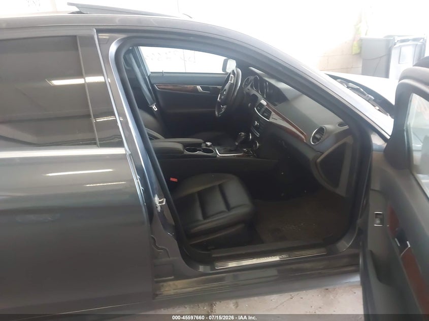 2013 MERCEDES-BENZ C 300 auction photo 5