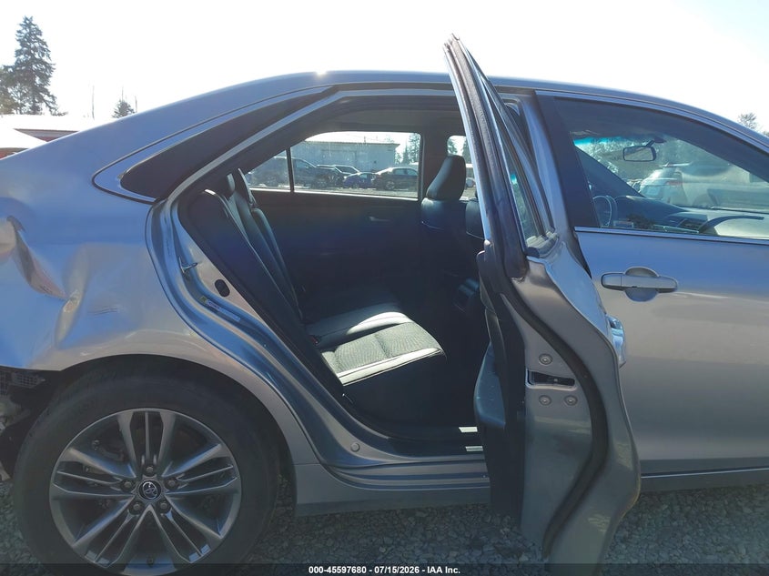 2015 Toyota Camry Se VIN: 4T1BF1FK0FU060413 Lot: 45597680