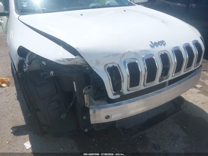 VIN: 1C4PJLCB9HD231476 2017 JEEP CHEROKEE LATITUDE