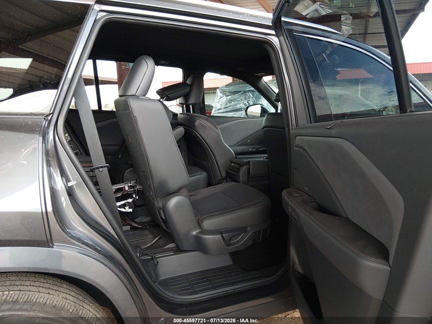 2025 LEXUS TX 350 auction photo 8