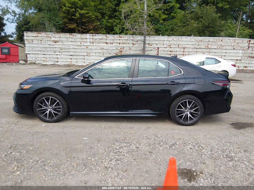 TOYOTA CAMRY 2022 VIN 4T1G11BKXNU072299