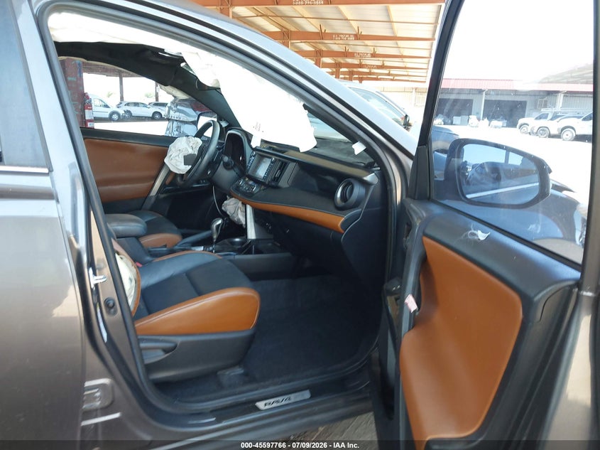 2016 TOYOTA RAV4 auction photo 5