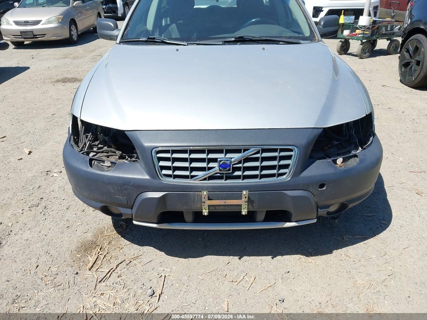 2002 Volvo V70 Xc VIN: YV1SZ58D521068854 Lot: 45597774