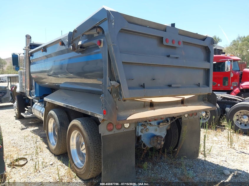 2019 PETERBILT 389 auction photo 3