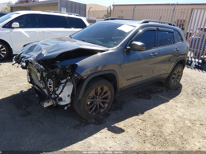 2021 JEEP CHEROKEE auction photo 2
