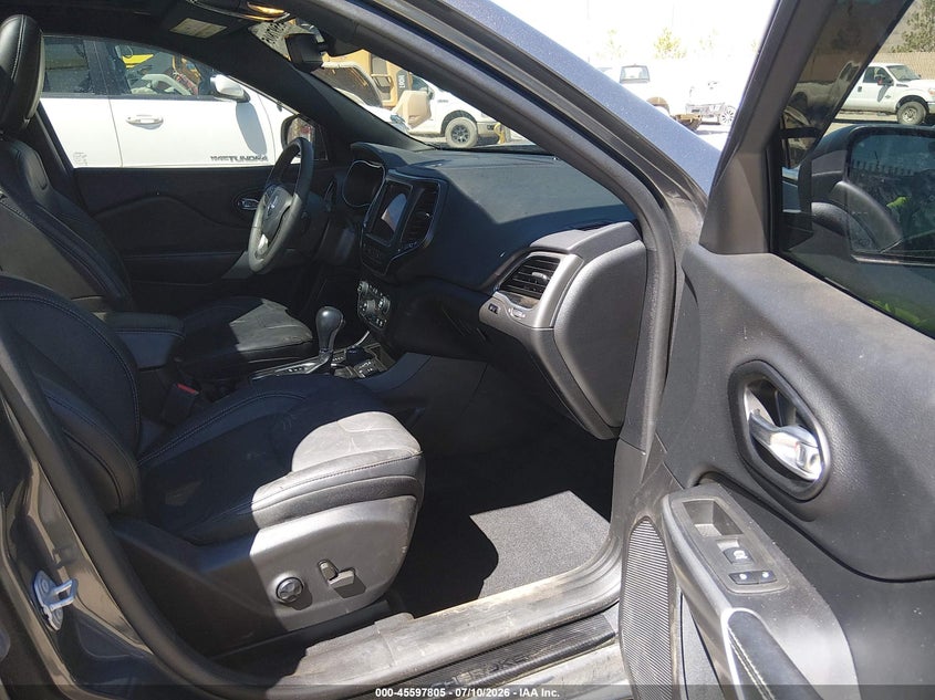 2021 JEEP CHEROKEE auction photo 5