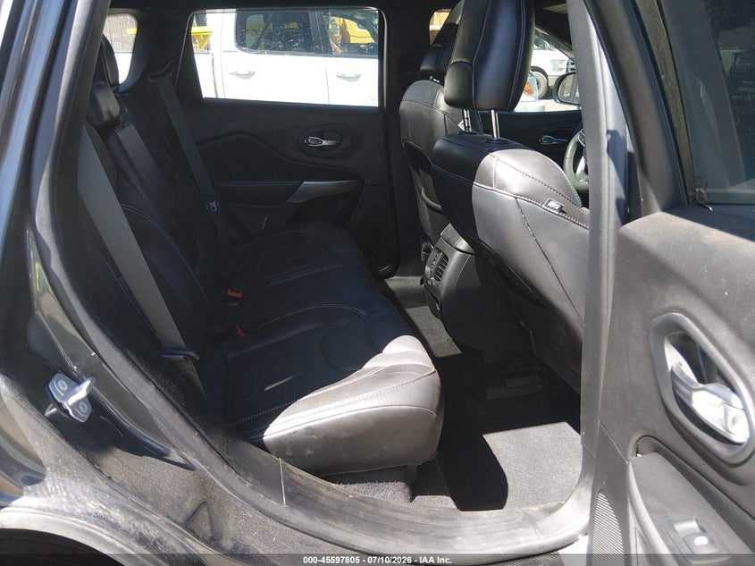 2021 JEEP CHEROKEE auction photo 8