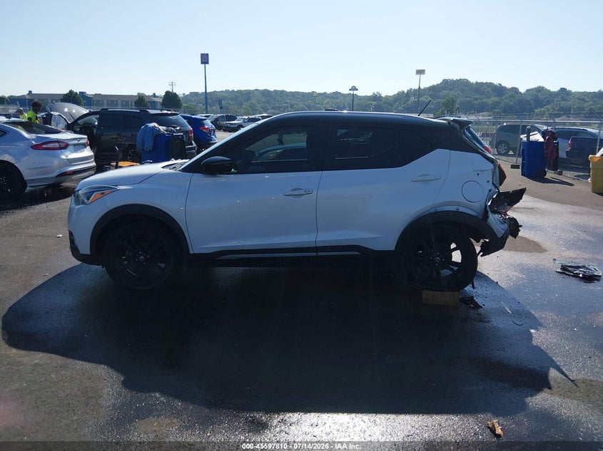 2020 Nissan Kicks Sr Xtronic Cvt VIN: 3N1CP5DV4LL569892 Lot: 45597810