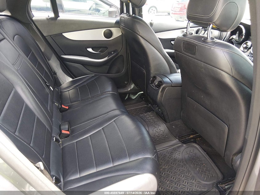 2019 MERCEDES-BENZ GLC 300 auction photo 8