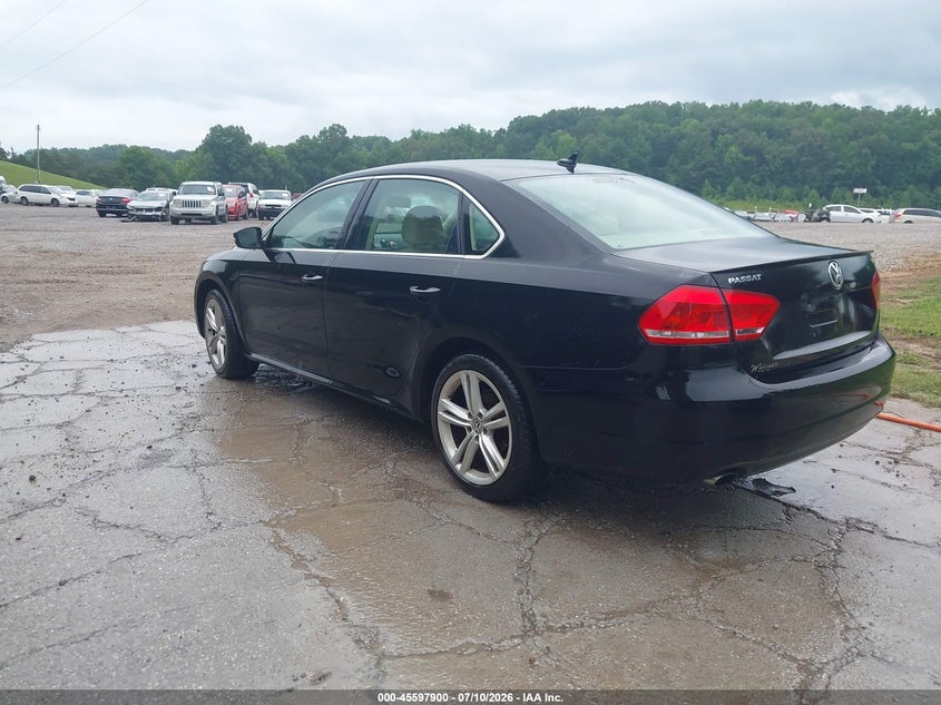 2012 VOLKSWAGEN PASSAT auction photo 3